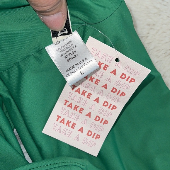 Dippin’ Daisys’ Bikini Bandeau Top Large - Picture 4 of 7